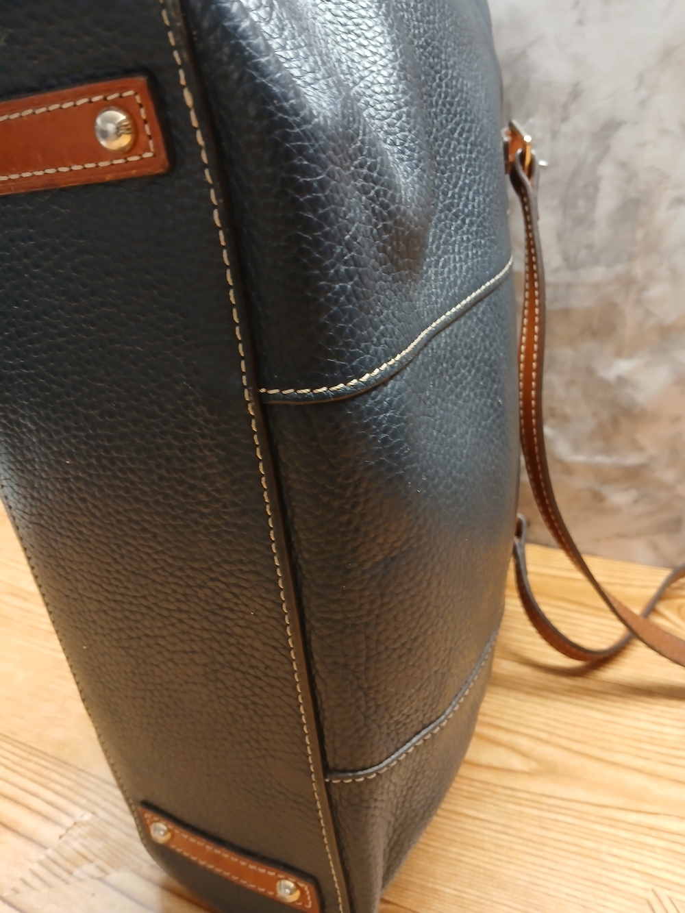 Dooney & Bourke Navy and Brown Pebble Leather Shoulder Bag - Picture 8 of 12